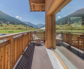 Sunrise Chalet